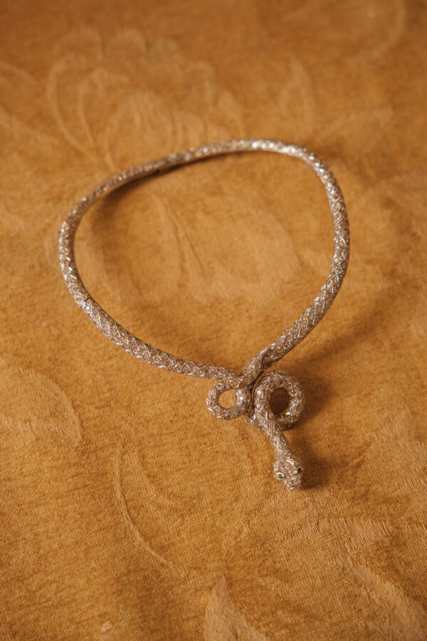 Gargantilla-serpiente-oro-plata-vintage-diamantes-tsavoritas (3) gargantilla serpiente diamantes